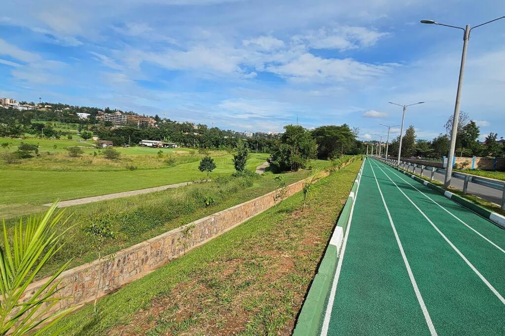 Complete 4-Bedroom House Facing Kigali Golf Course Exteriér fotografie